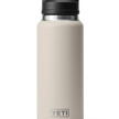 Фото товару Rambler Water Bottle with Chug Cap Фото товару YETI, Rambler Water Bottle with Chug Cap, Шейкер, 1 шт