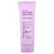 Фото використання Daily Glow Body Lotion Light to Medium Summer Фото використання Daily Glow Body Lotion Light to Medium Summer, Лосьон для тіла, 2